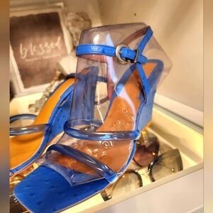 Jaggar blue leather sandals, beautiful